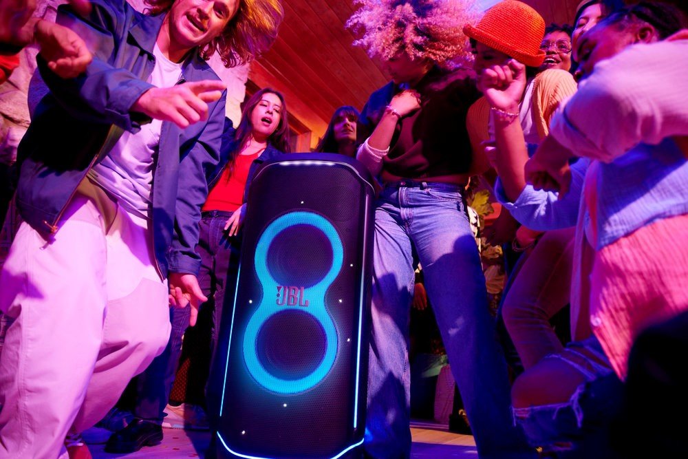 Read more about the article Jbl Partybox Ultimate Review In 2024 : Unleash the Ultimate Party Power!