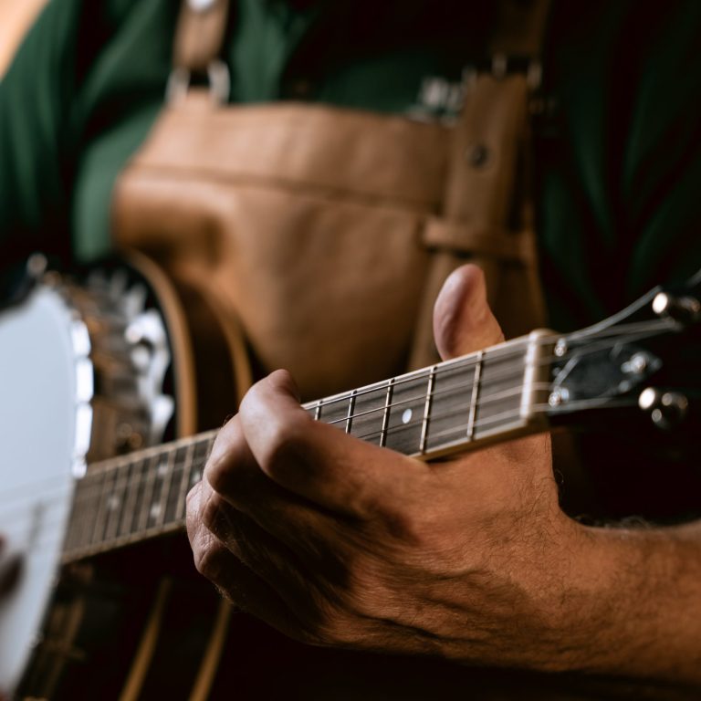 4 String Vs 5 String Banjo